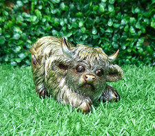 Highland cow 8cm x 6.5cm x