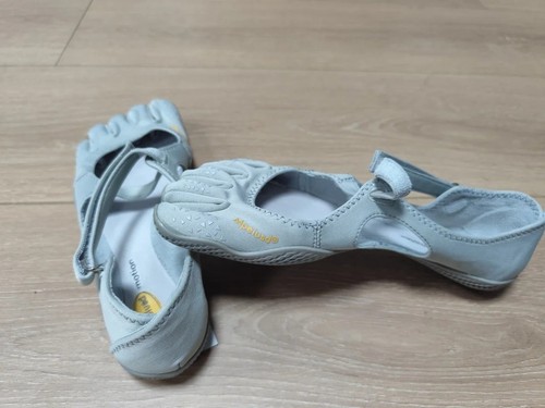 Women five finger ballet flats - finger,