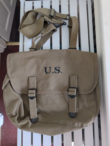 The front reproduction - at,
