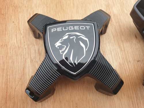 New peugeot 208 2008 stud - 208, 4