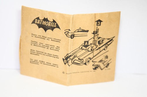 Corgi 267 batmobile envelope - corgi,
