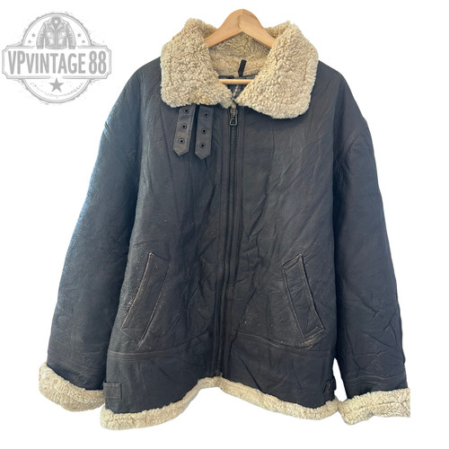 Vintage aviator bomber - b-3,