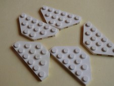 Lego 5 x white wedge plate set