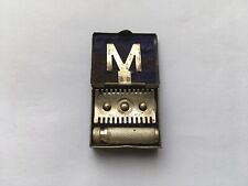 C1920s VINTAGE W.J.MYATT&Co Ltd MINIATURE MYATT LADIES RAZOR IN ORIG BRASS TIN