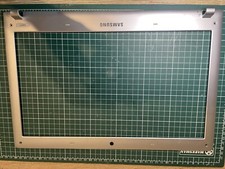 Genuine Samsung RV511 Screen Bezel BA75-02855A G03