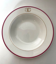 WEDGWOOD®  METALLISED BONE