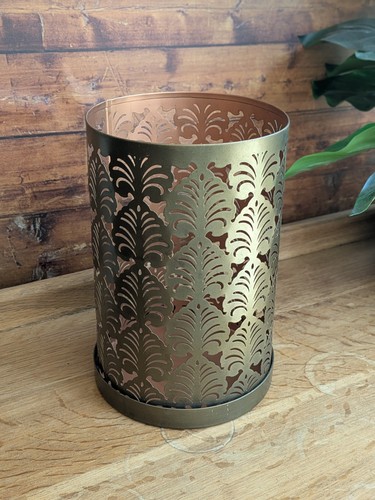 Laura ashley hurricane - laura, candle