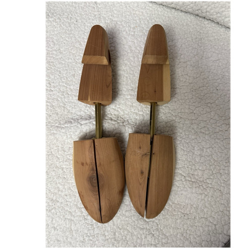 Pair wooden shoe trees - pair, of