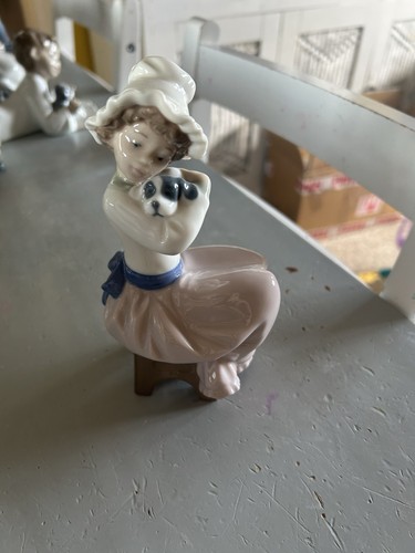 Nao girl with puppy - nao,