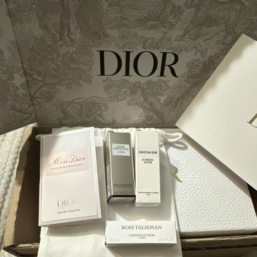 Dior set with - pc,