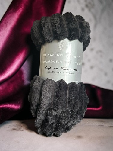 Soft black ribbed throw - soft,,