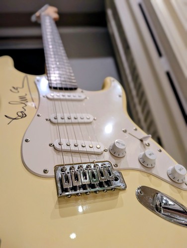 Paul mccartney signed electric - paul,