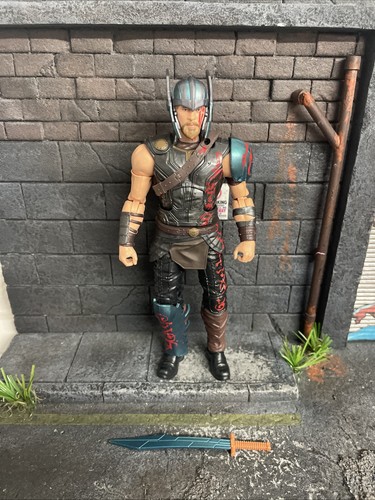 Marvel legends thor ragnarok - legends,