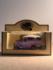 1920 Ford Model T Van Lledo Days Gone Classic Cadbury's Eclairs Diecast Model