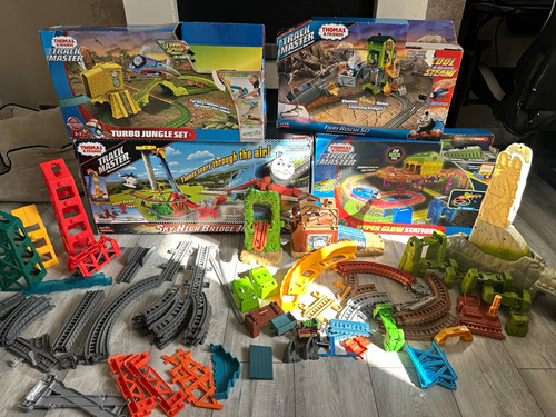 Thomas friends trackmaster - thomas,