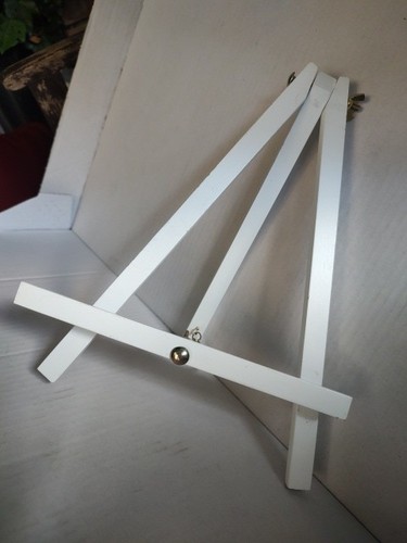 Wooden mini easel 12 inches - mini,