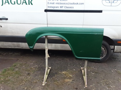 Triumph tr4 front wing left - tr4,