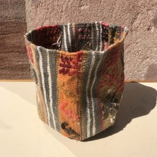 Kilim 'Flower Pot' (Medium)