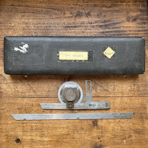 Moore wright 995 vernier - &,