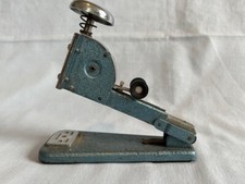Vintage VANGUARD Type No 4 Desktop Stapler Blue - original condition