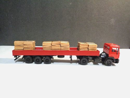 Herpa man tractor w - man, w/tri
