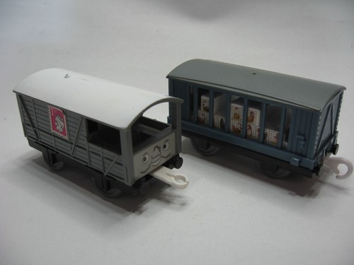 Carriages trackmaster train - carriages,