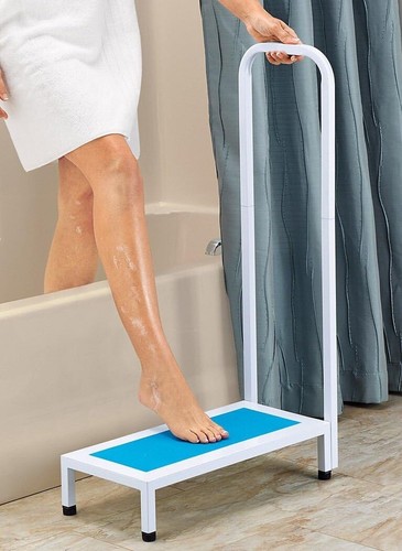 Step with handrail nonslip - with,