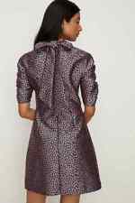 OASIS ANIMAL JACQUARD PUFF