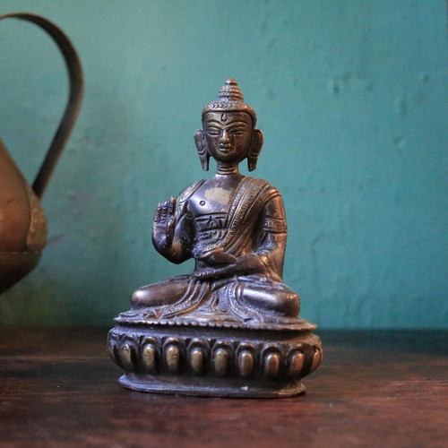 Vintage cast bronze seated - vintage,