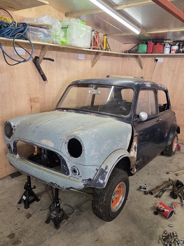 Classic astin mini cooper mk1 - classic,
