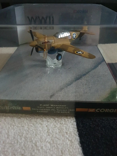 Corgi ww2 ledgends 40f - corgi, p-40f