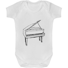 'Grand Piano' Baby Grows /