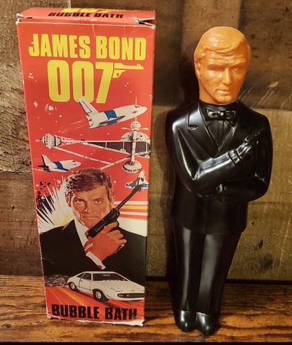 1979 moonraker roger moore - 1979, "moonraker"