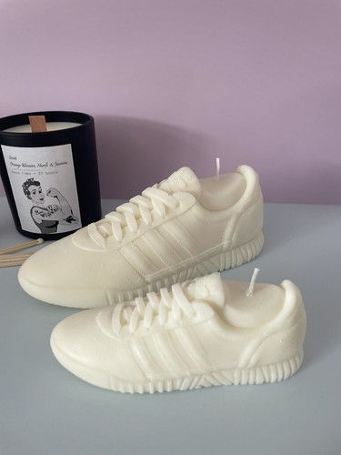Gazelle shoe candle 13cm - shoe,
