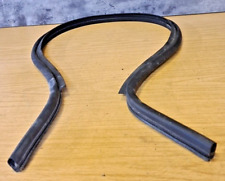 2005 VOLKSWAGEN TOURAN UNDER BONNET ENGINE COMPARTMENT RUBBER SEAL 1T0823723C