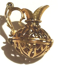 9ct GOLD LARGE HEAVY 4.73g