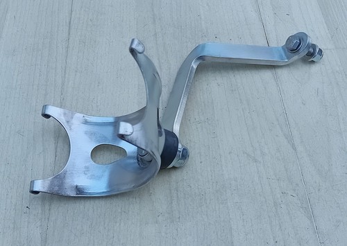 Otk type exhaust bracket - 04,