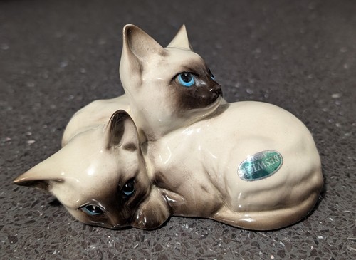Royal doulton pair - doulton,