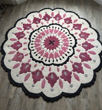 Large Modern Circular Rug -