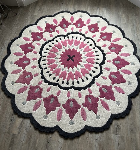 Large modern circular rug - large,