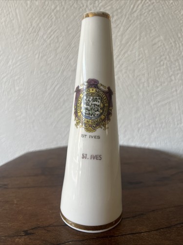 Vintage crested ware ives - crested,