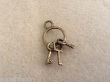 Miniature bunch ring of keys