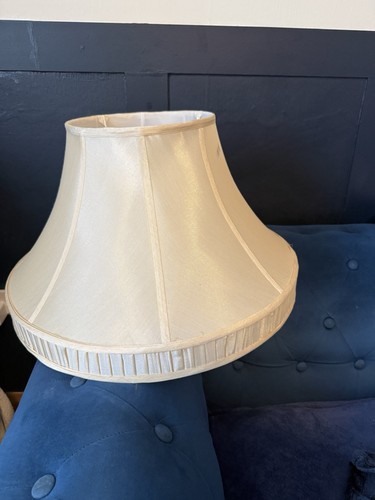 Large cream standard - cream,