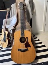 Taylor BIG BABY Acoustic Guitar with original Taylor Gig Bag made in USA. 