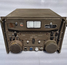 POST WW2 COLLINS RADIO COMPANY US ARMY  R-278 B/GR RADIO RECEIVER - UNTESTED