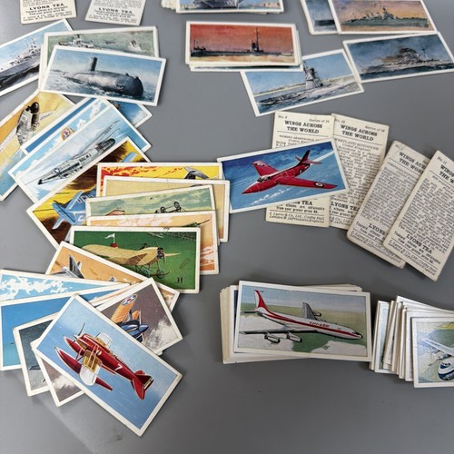 Job lot lyons tea cards - lot,