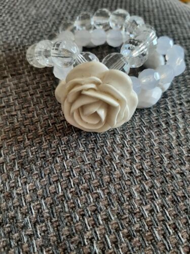 White cream rose elasticated - white,