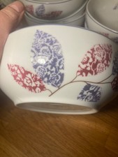 2 Bowls M&S Grace Leaf Print