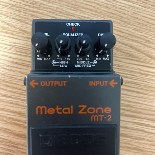 Boss metal zone effects - metal,