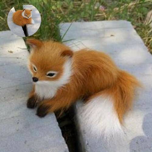 Realistic sitting fox small - realistic,